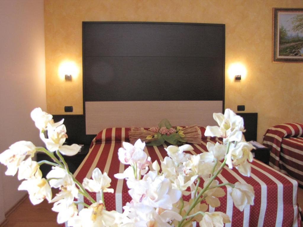 Hotel Iacone Chieti Camera foto