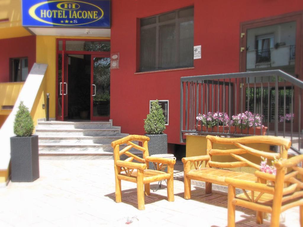 Hotel Iacone Chieti Esterno foto
