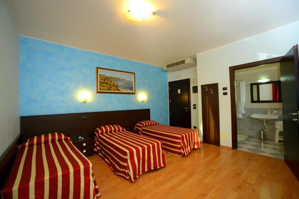 Hotel Iacone Chieti Camera foto