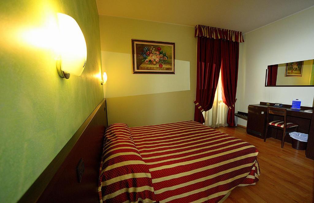 Hotel Iacone Chieti Esterno foto