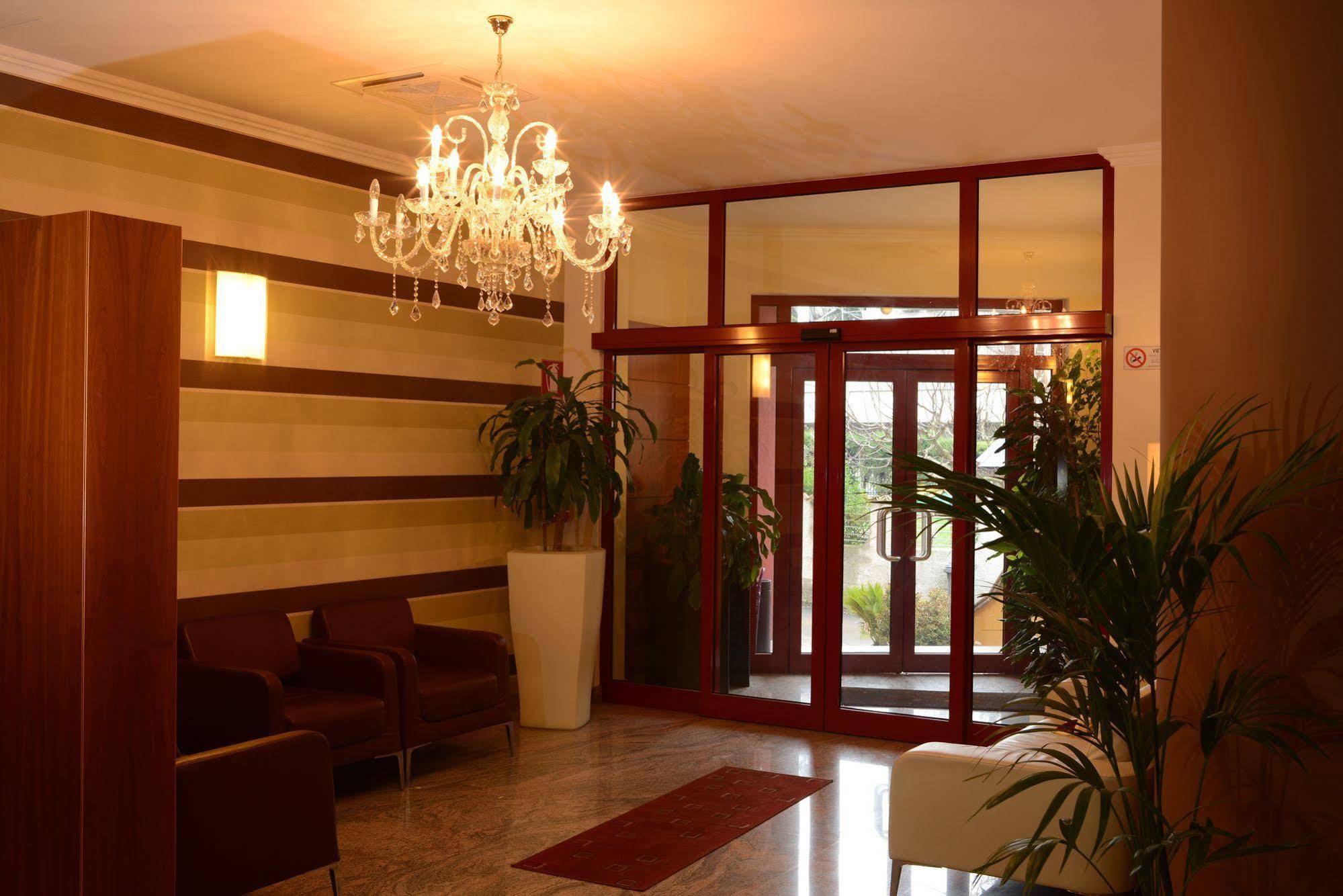 Hotel Iacone Chieti Esterno foto