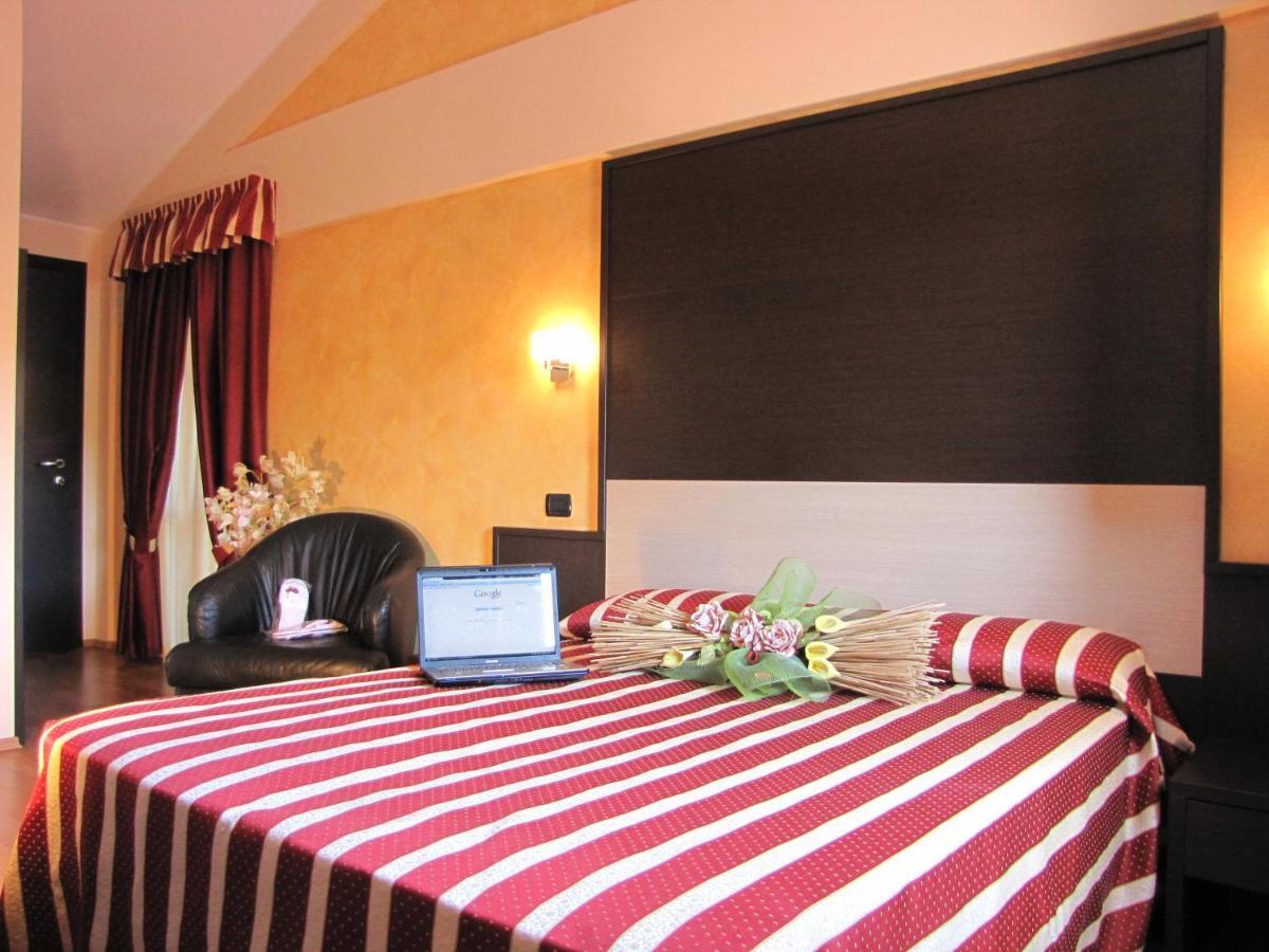 Hotel Iacone Chieti Camera foto