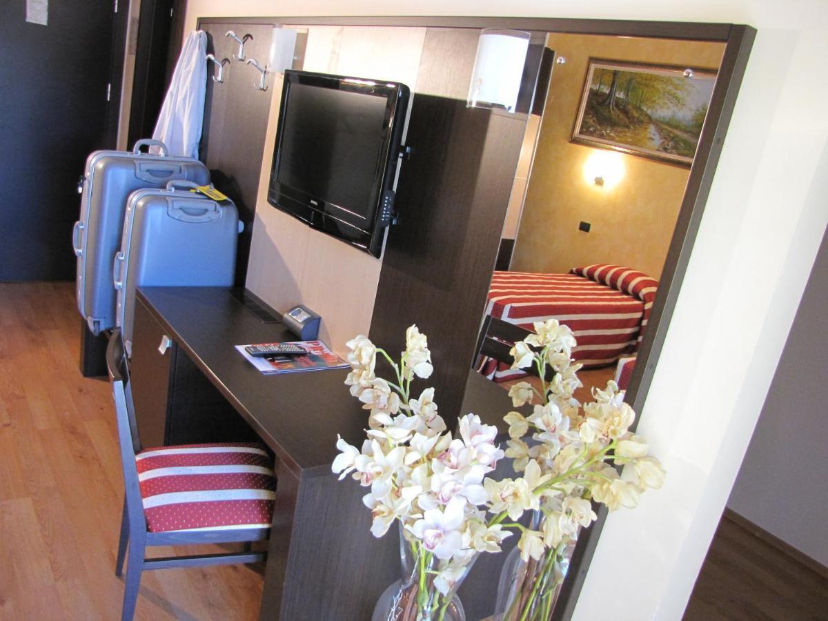Hotel Iacone Chieti Camera foto